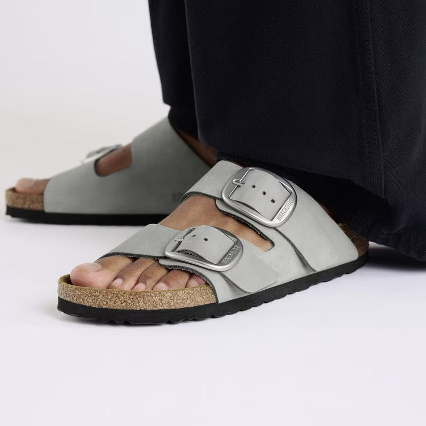 Birkenstock ARIZONA BIG BUCKLE 1029311 Pure Sage | Nubuck Largeur Étroite - Boutique du Cordonnier