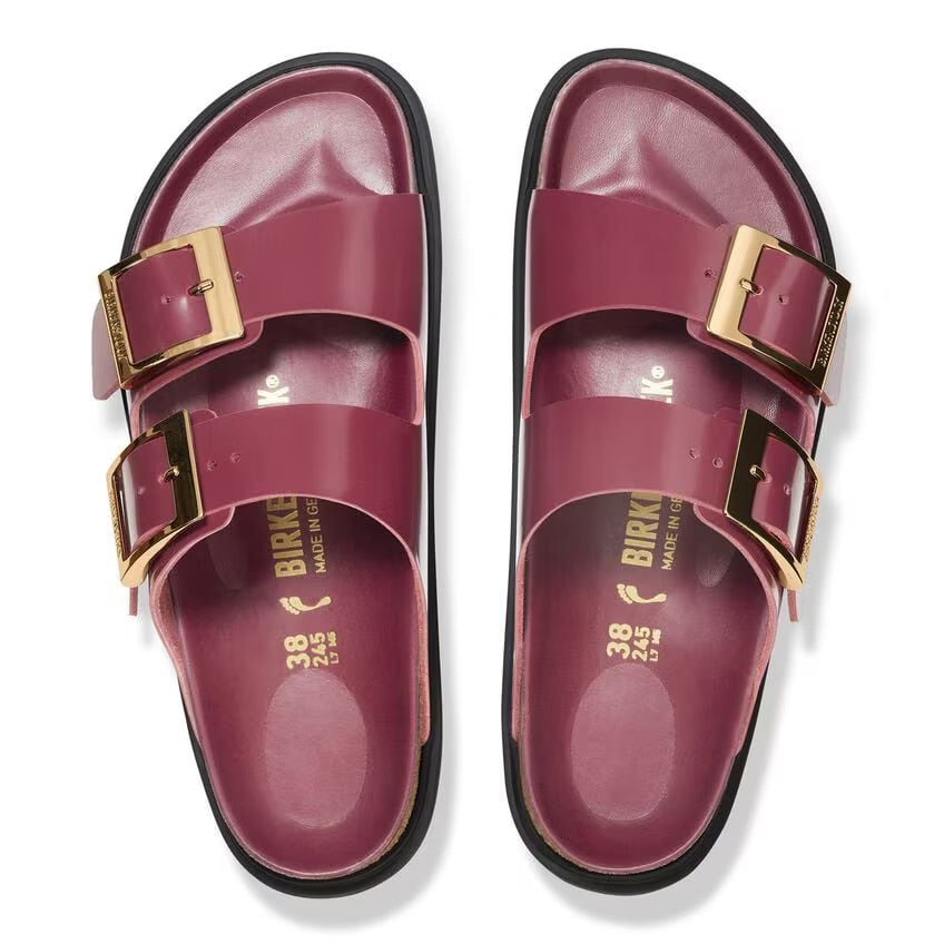 Birkenstock ARIZONA DROPLET BUCKLE 1030367 High Shine Zinfandel | Cuir Largeur Étroite - Boutique du Cordonnier