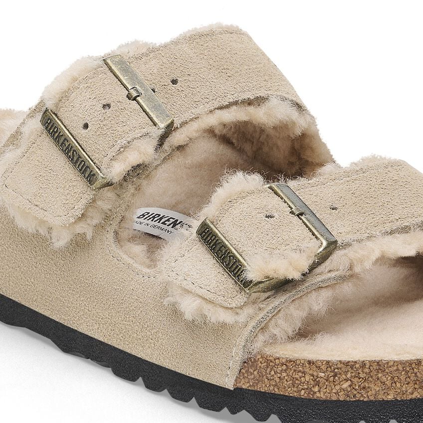 Birkenstock ARIZONA Shearling 1028293 Taupe | Suède/Shearling Largeur Étroite - Boutique du Cordonnier