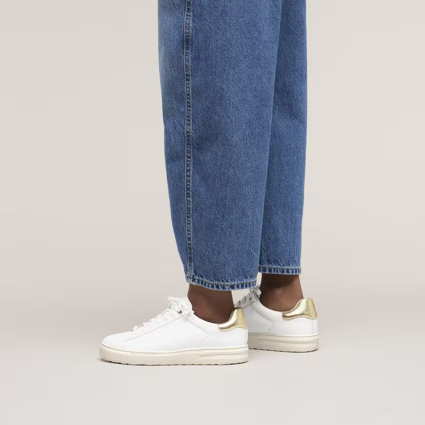 Birkenstock BEND LOW 1030162 White/Gold | Cuir Largeur Étroite - Boutique du Cordonnier