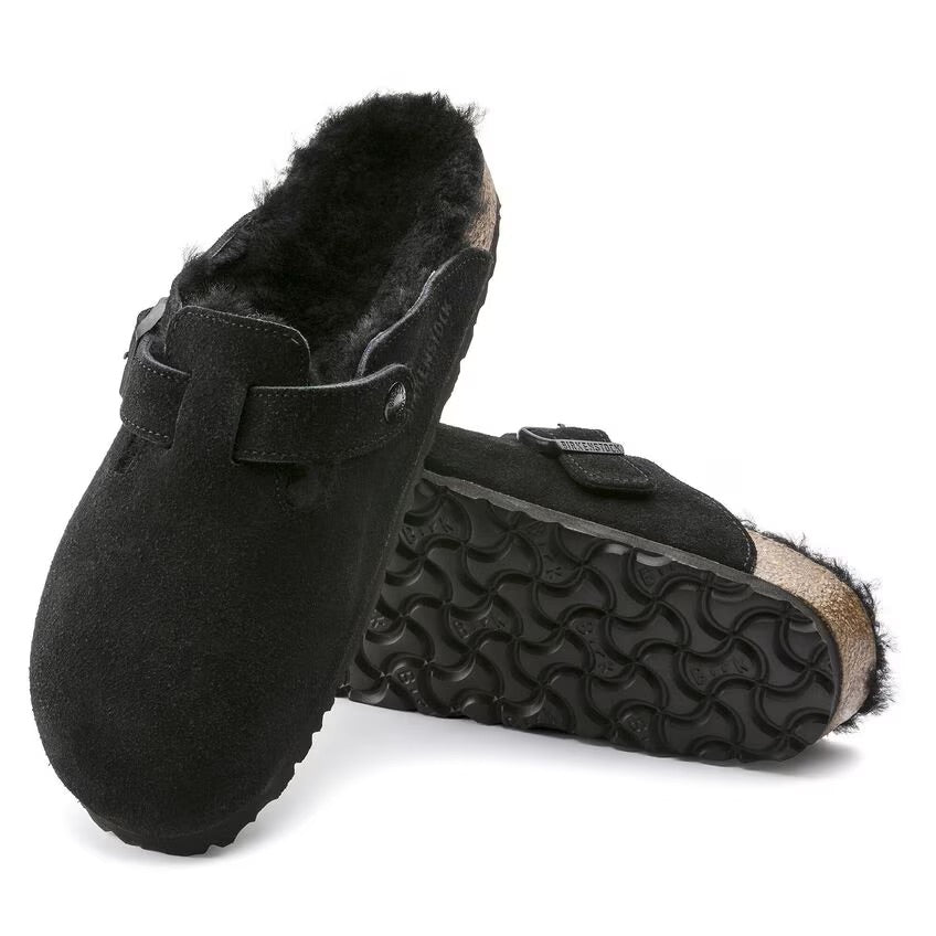 Birkenstock BOSTON Shearling 259883 Noir | Suède/Shearling Largeur Étroite - Boutique du Cordonnier