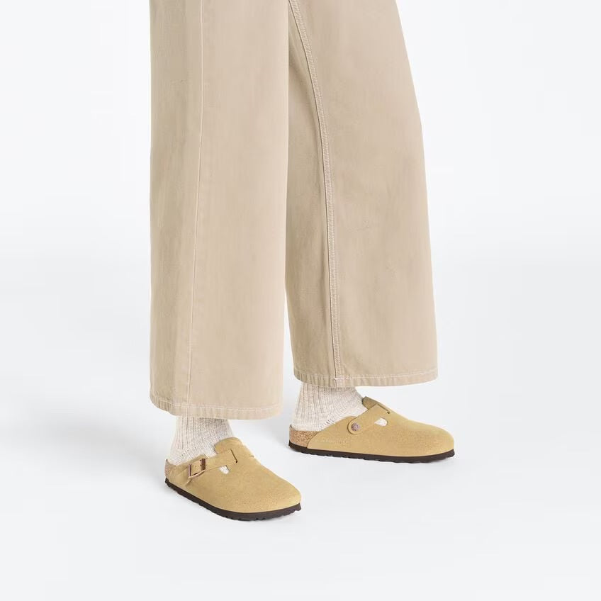 Birkenstock BOSTON 1026164 Latte Cream | Suède Largeur Étroite - Boutique du Cordonnier