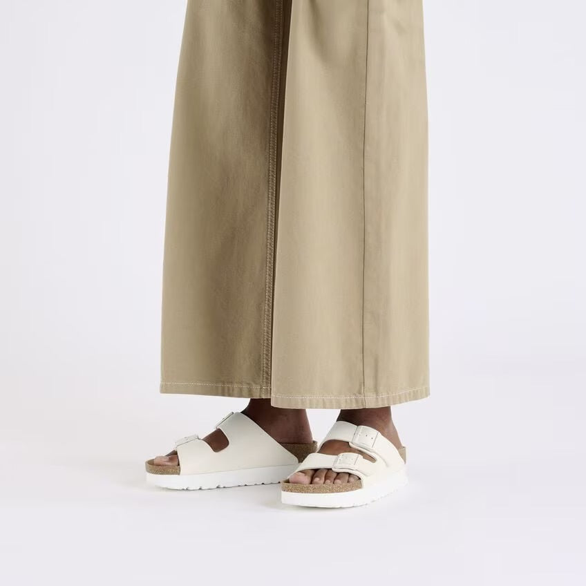 Birkenstock Papillio ARIZONA VEGAN PLATFORM 1029127 Eggshell | Birko-Flor Largeur Étroite - Boutique du Cordonnier