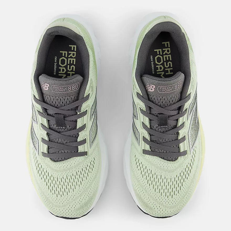 New balance noir menthe sales