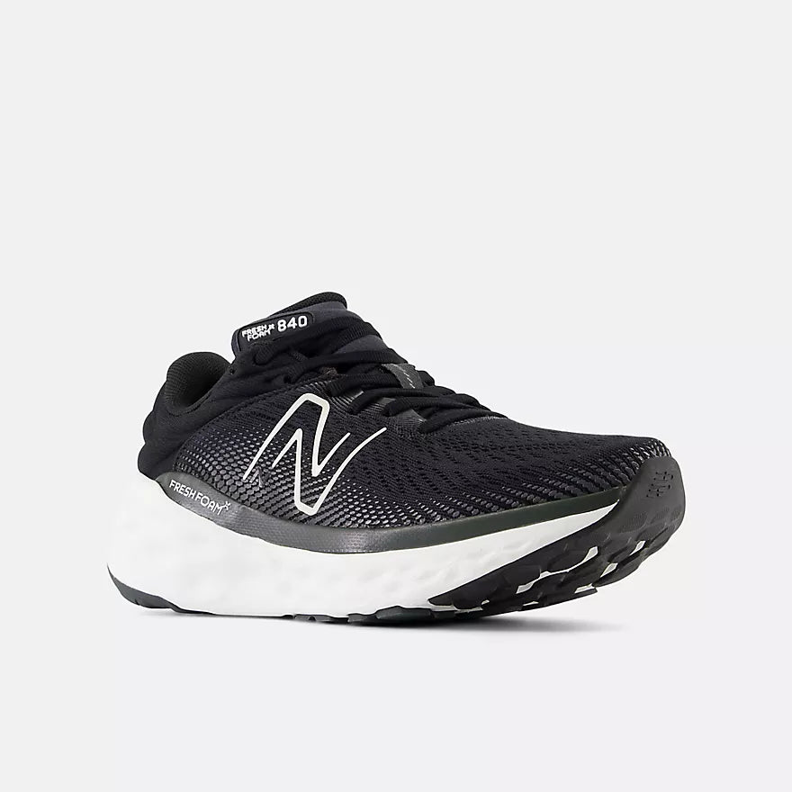 New Balance W840FLK Noir/Aimant | Espadrilles de course - Boutique du Cordonnier