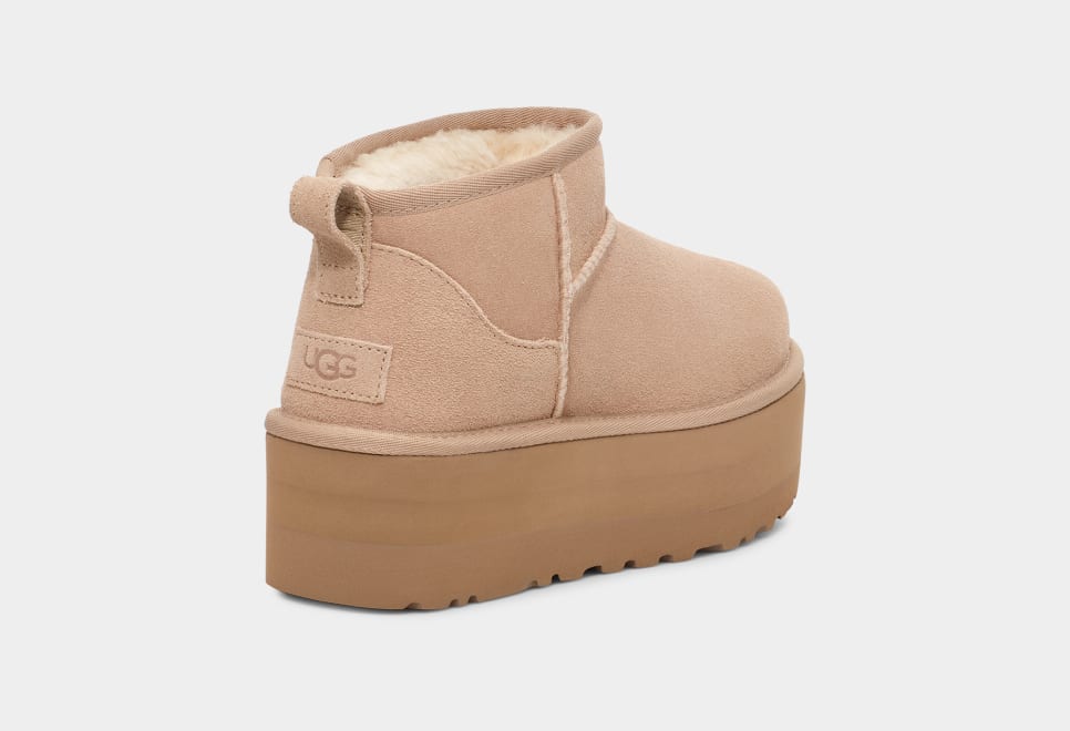 Ugg Par Magasinez des bottes d'hiver pour femmes confortables par UGG ...