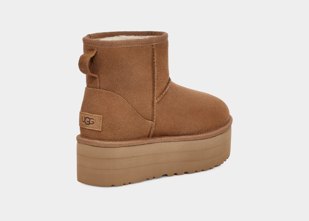 UGG Classic Mini Platform 1134991 Chestnut - Boutique du Cordonnier