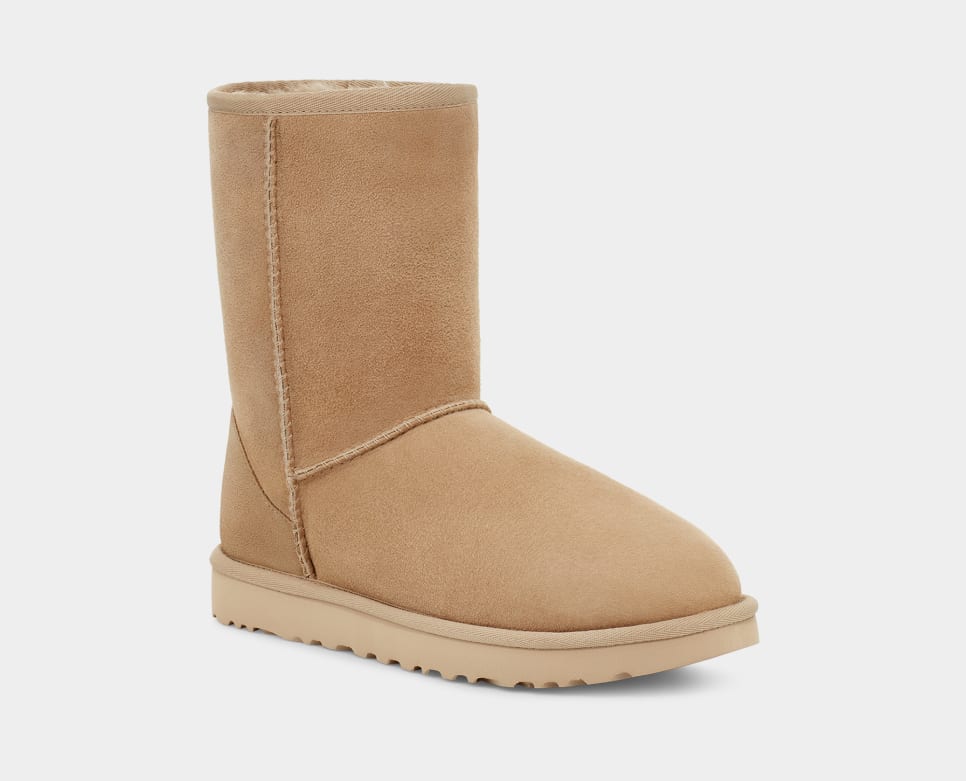 Store for comfortable women s winter boots by UGG Boutique du