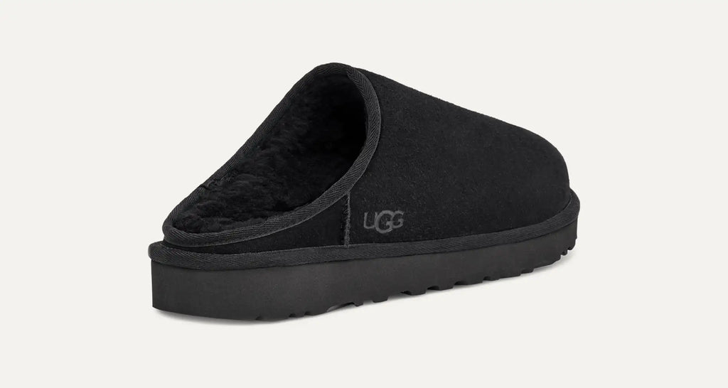 UGG M Classic Slip-On 1129290 Black - Boutique du Cordonnier