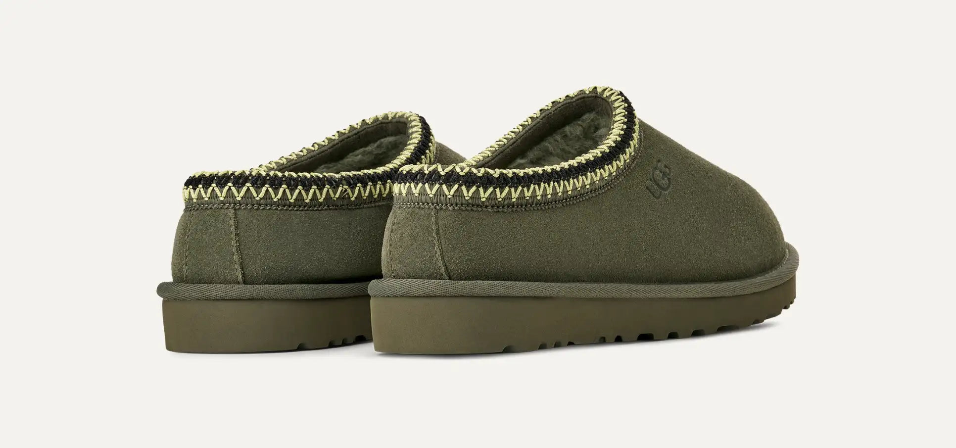 Shop Comfortable Men's Slippers by UGG – Boutique du Cordonnier Shop Comfortable Men's Slippers by UGG – Boutique du Cordonnier