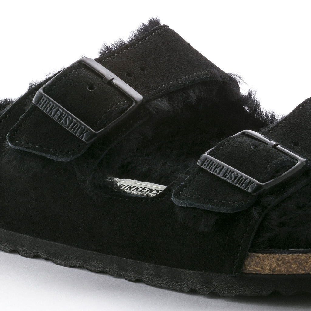 Birkenstock ARIZONA SHEARLING 752661 Noir Suède en fourrure de mouton Largeur Régulière - Boutique du Cordonnier