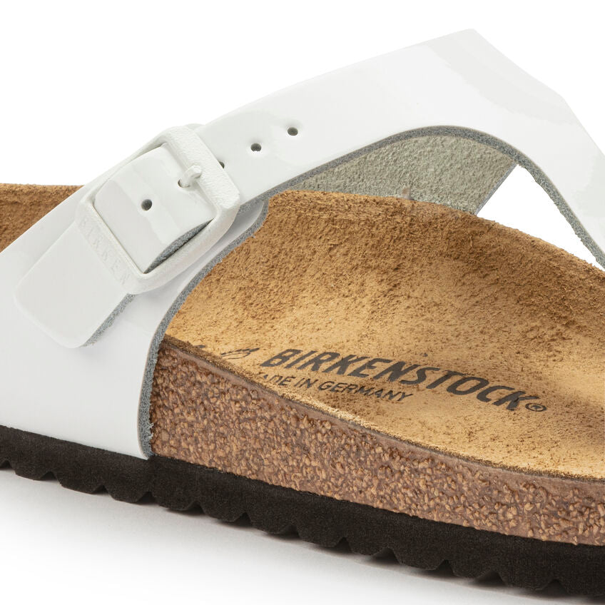 Birkenstock GIZEH 1023897 Blanc Patent | Cuir Largeur Régulière - Boutique du Cordonnier