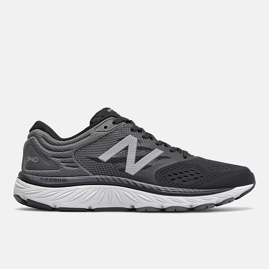 New Balance 940 M940KG4 Noir avec magnet | Espadrilles de course pour hommes avec semelles amovibles - Boutique du Cordonnier